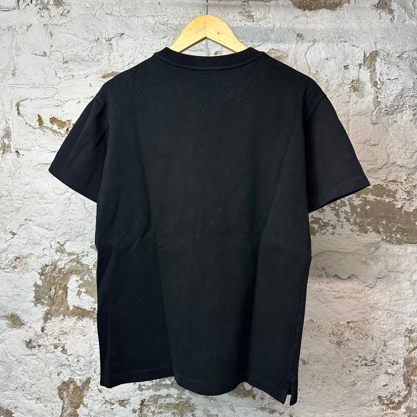 Louis Vuitton Black Monogram Pocket T-shirt Sz S