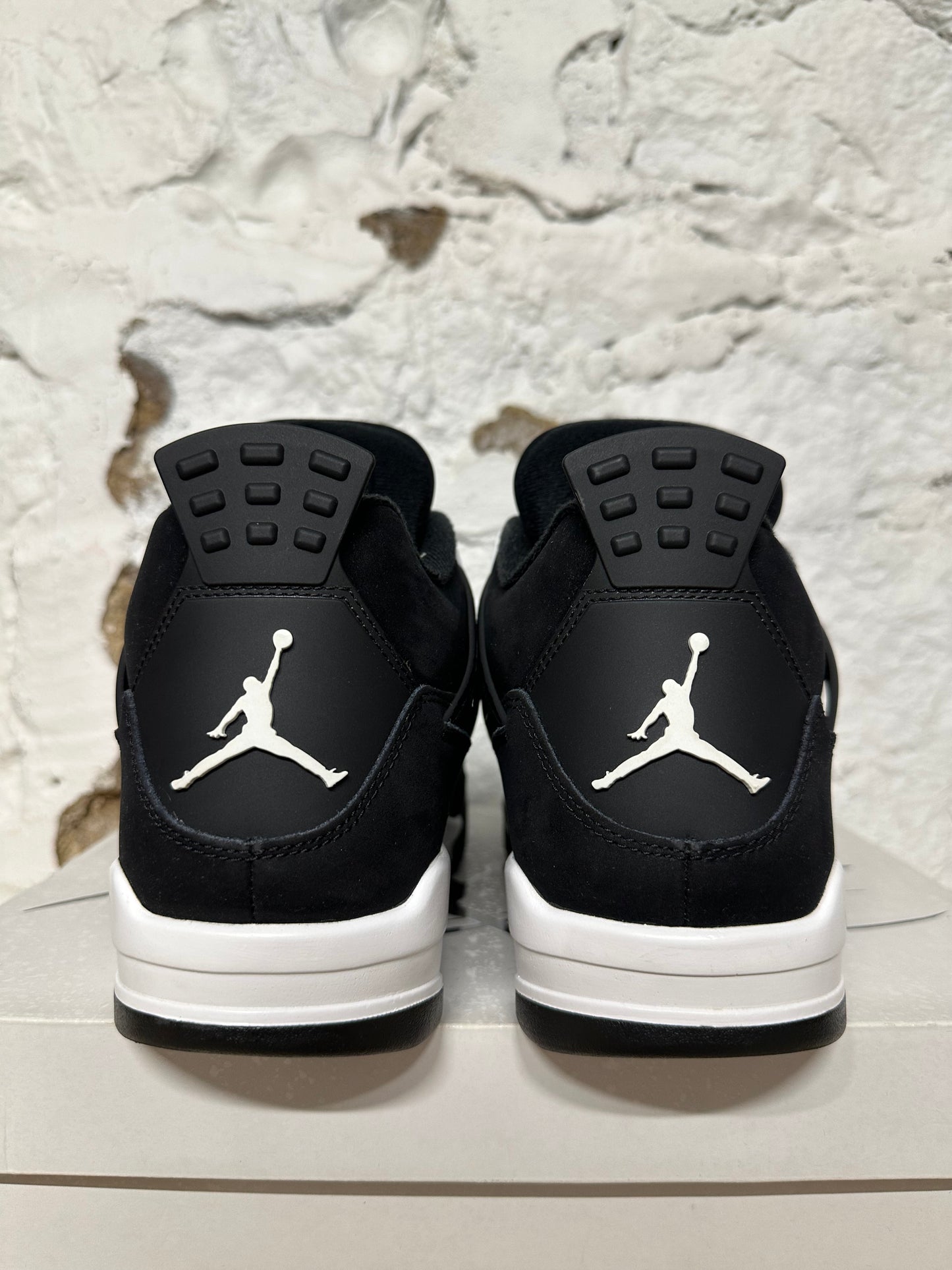Air Jordan 4 White Thunder Sz 11