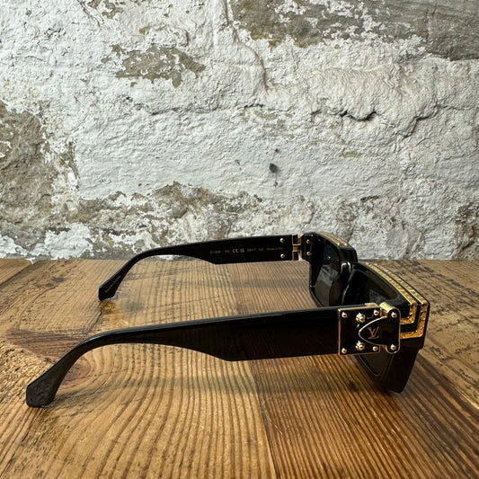 Louis Vuitton Black Millionaire Sunglasses W/ Box