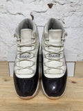 Air Jordan 11 Neapolitan Sz 10 (11.5W)