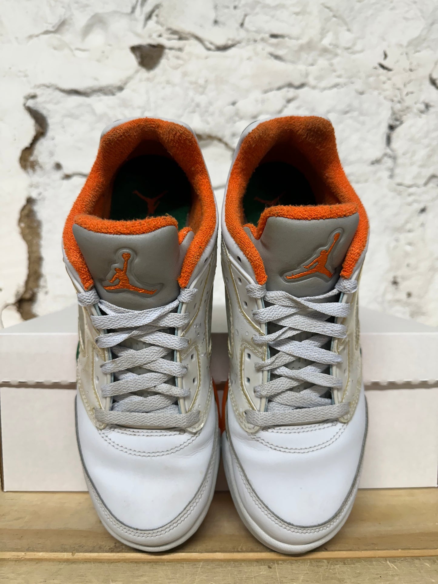 Air Jordan 5 Low Hurricanes Sz 7Y