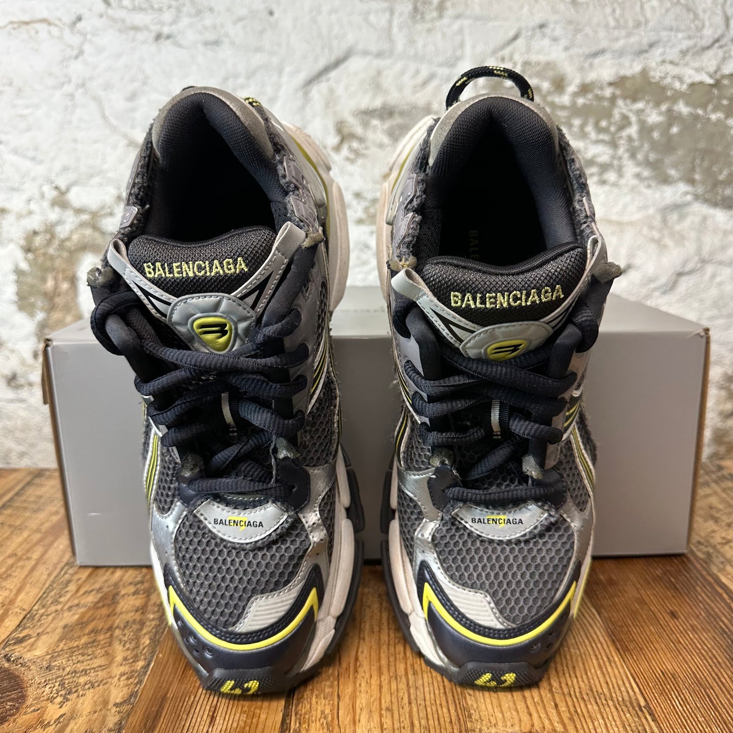 Balenciaga Runner Dark Grey Yellow White Sneaker Sz 9 (42)