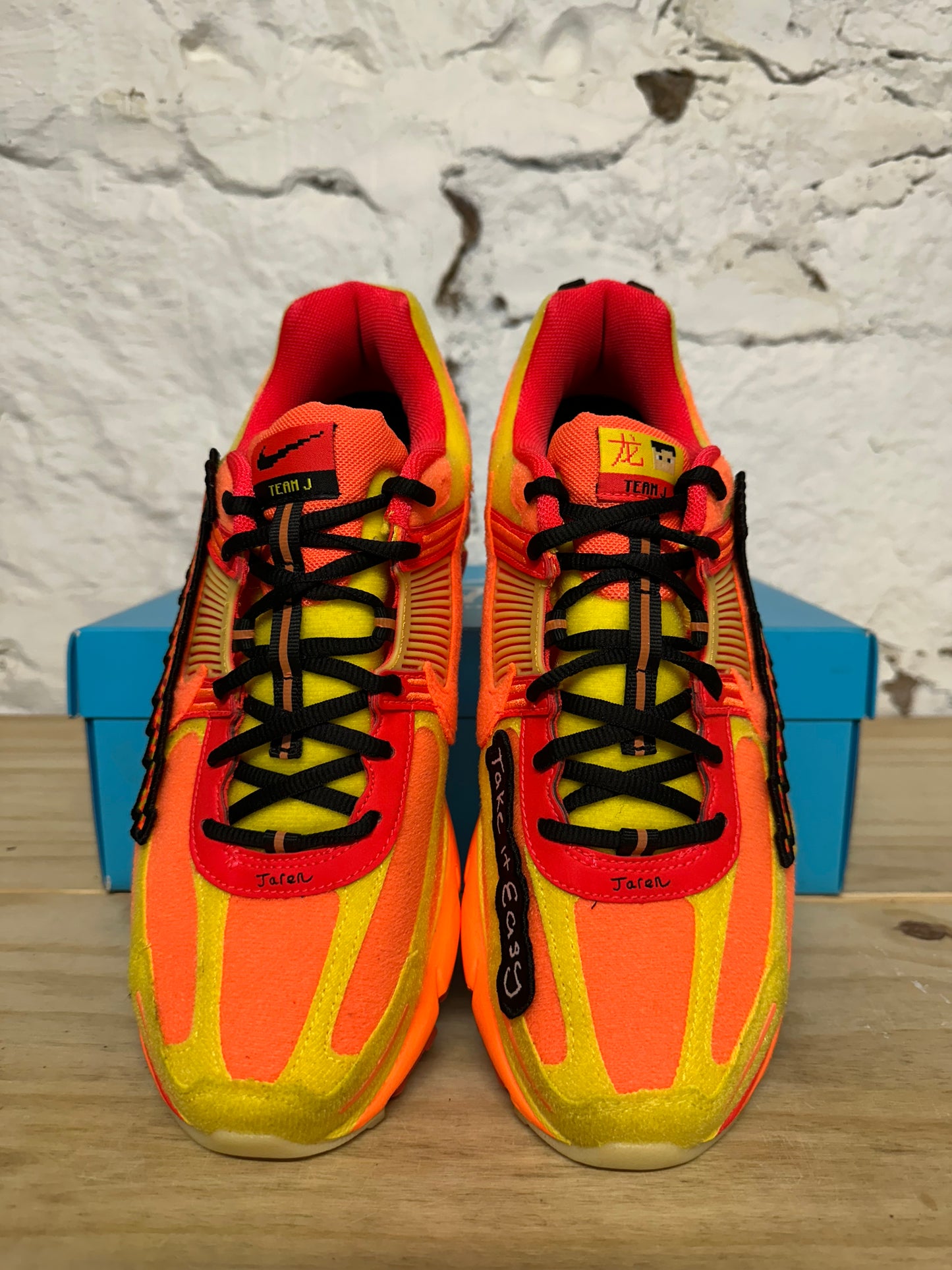 Nike Vomero 5 Doernbecher Sz 10