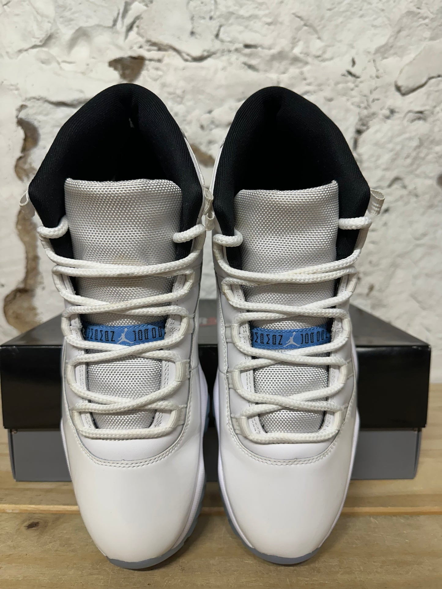 Air Jordan 11 High Legend Blue Sz 10