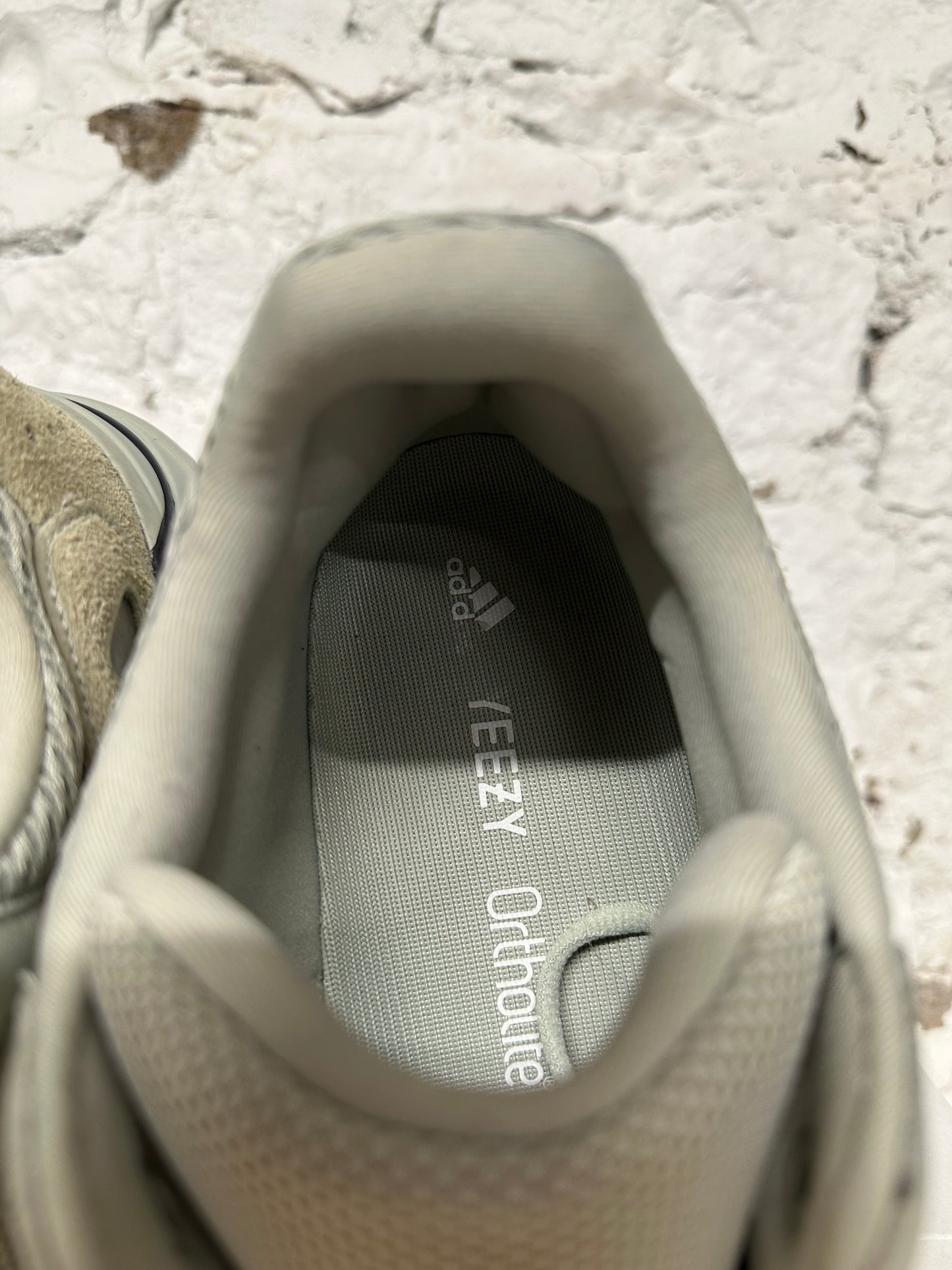 Yeezy 700 Salt Sz 12