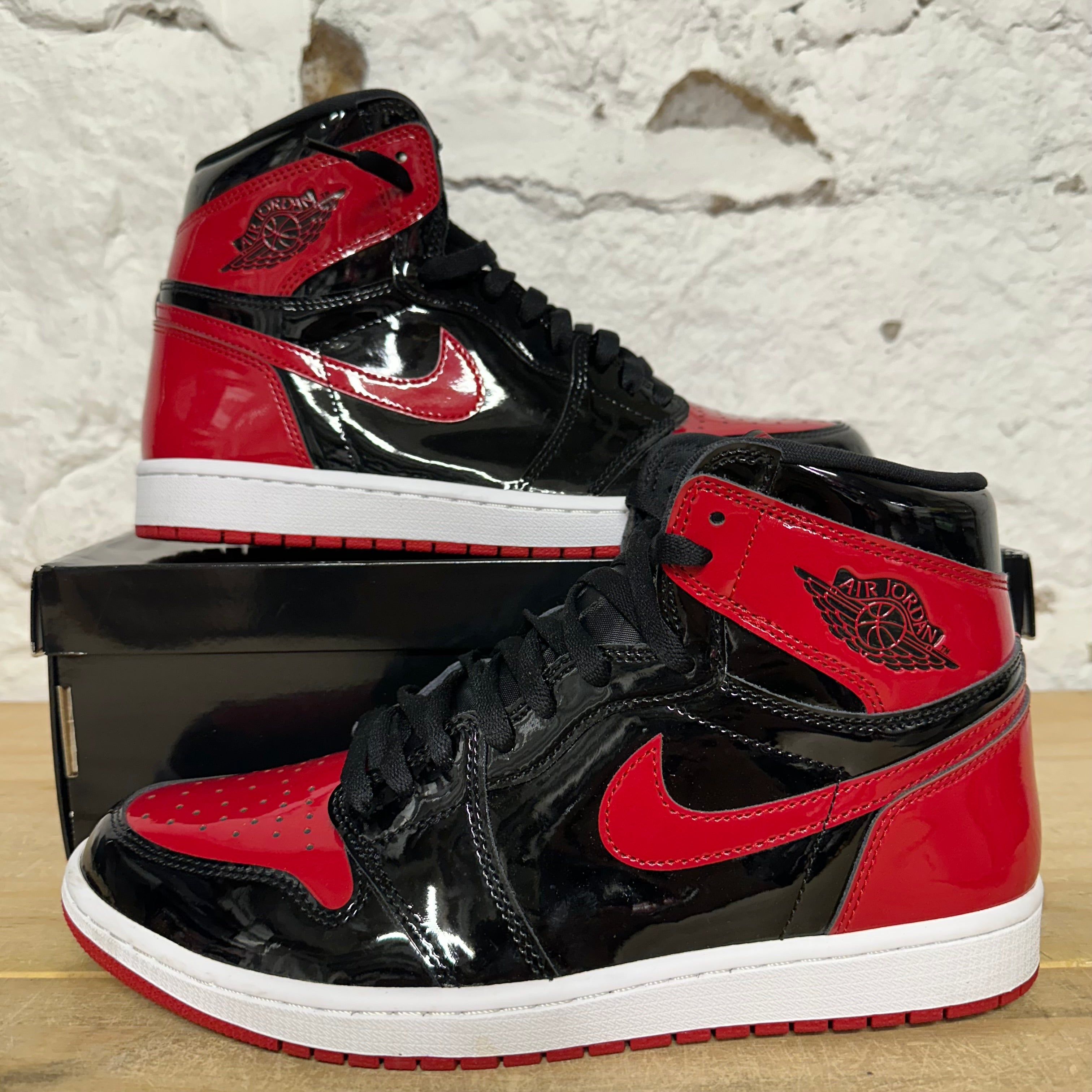 Air Jordan 1 High Patent Bred Sz 11