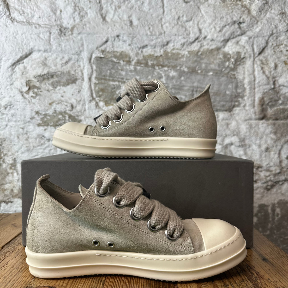 Rick Owens Jumbo Lace Dinge Milk Sneaker Sz 7 (40)