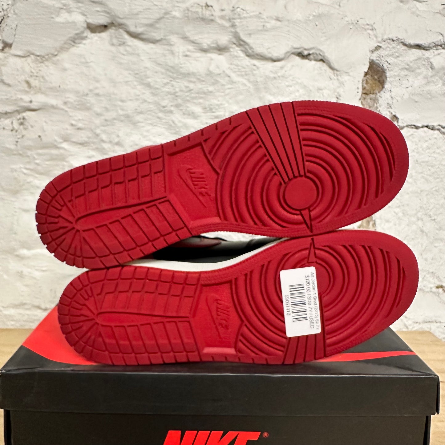 Air Jordan 1 High Bred (2013) Sz 7Y