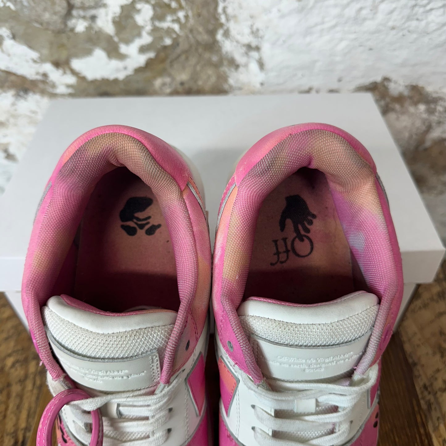 Off White Out Of Office Pink Camo Sneaker Sz 9 (42)