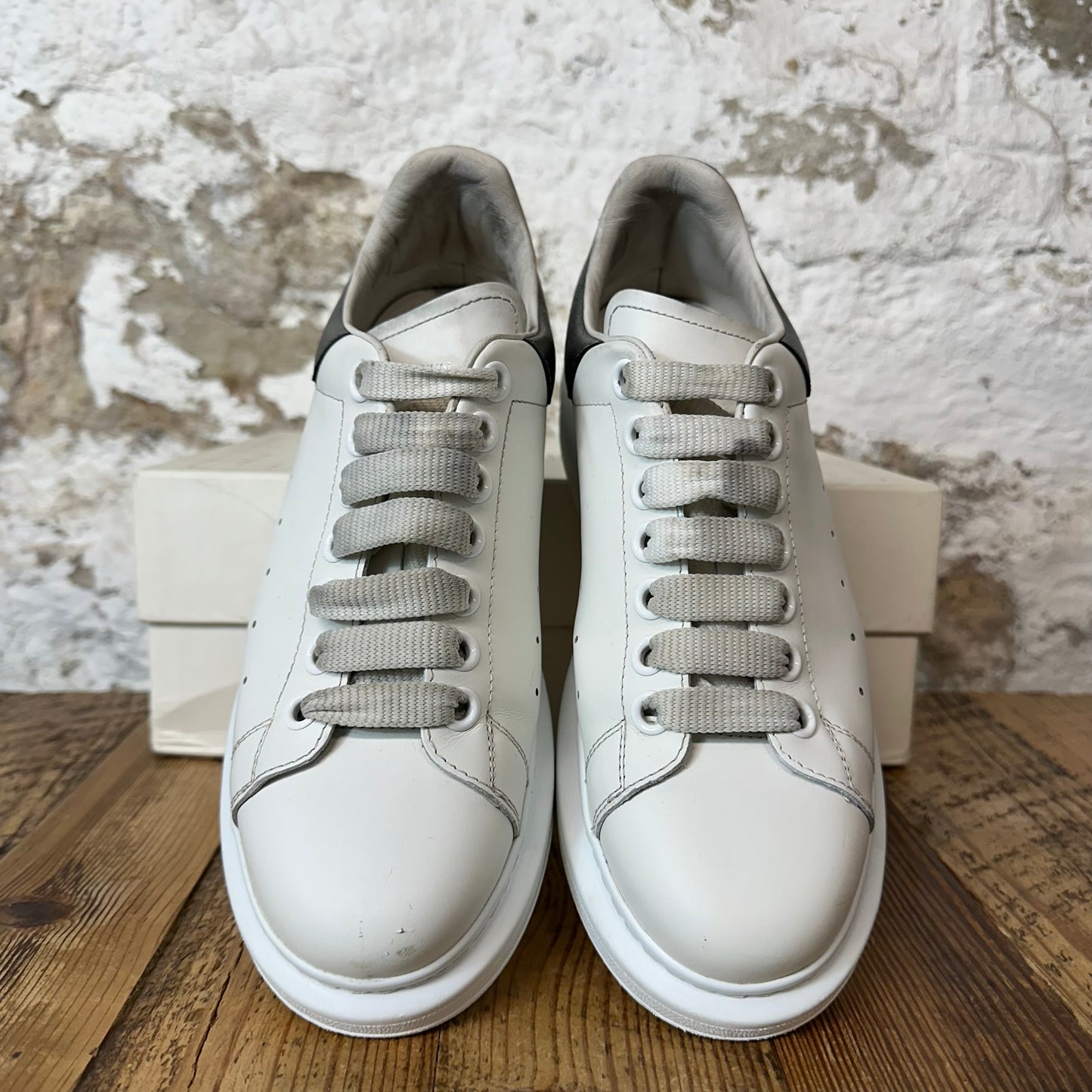 Alexander Mcqueen Silver Tab White Sneaker Sz 6.5 (39)