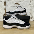 Air Jordan 11 Low Iridescent Sz 8