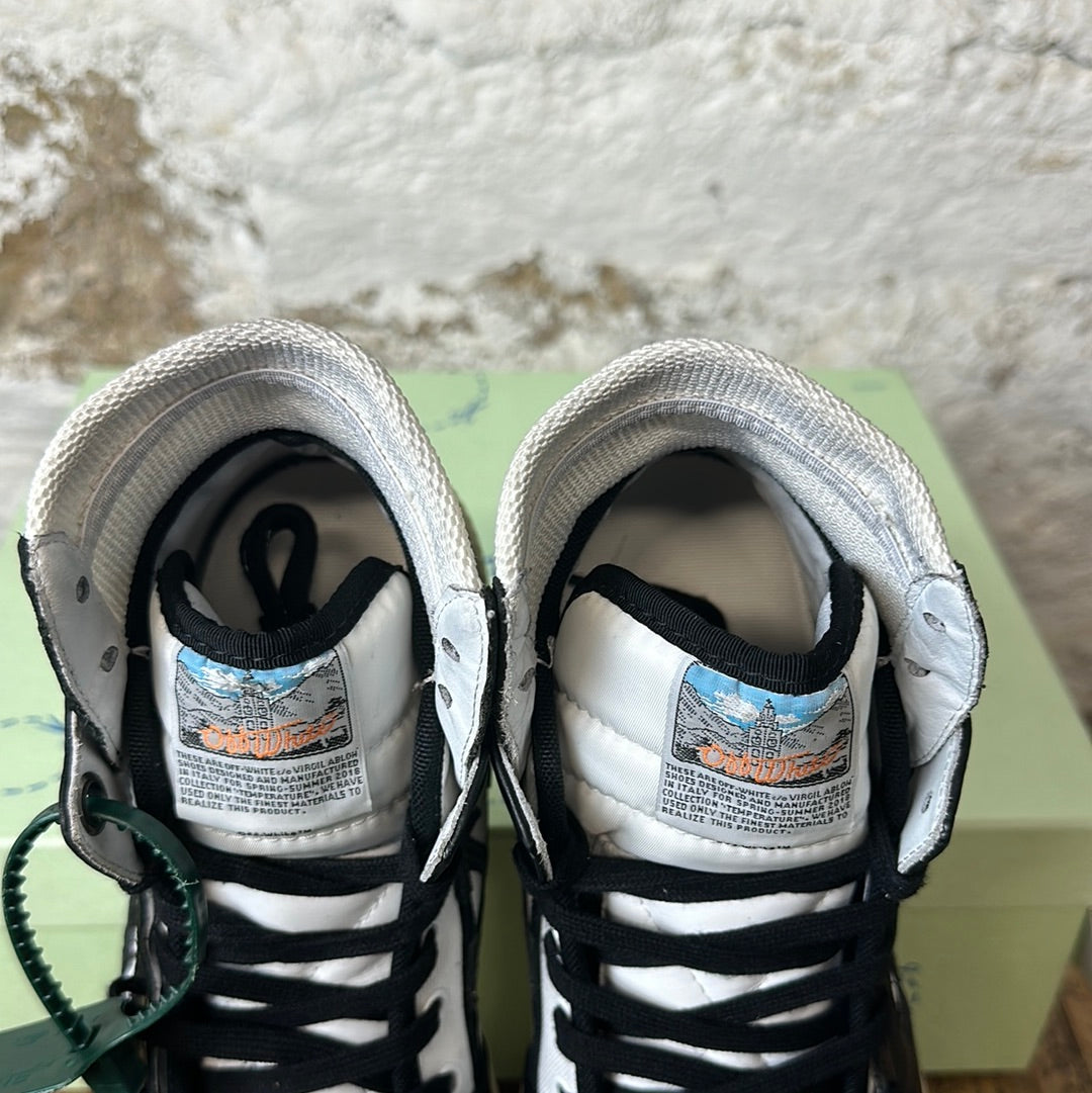 Off White Court High Black White Sz 11 (44)