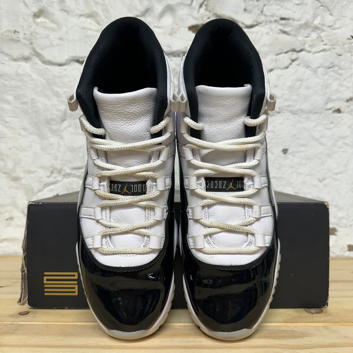 Air Jordan 11 High DMP Gratitude Sz 10