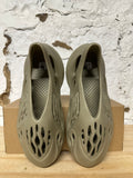 Yeezy Foam Runner Stone Salt Sz 8 DS
