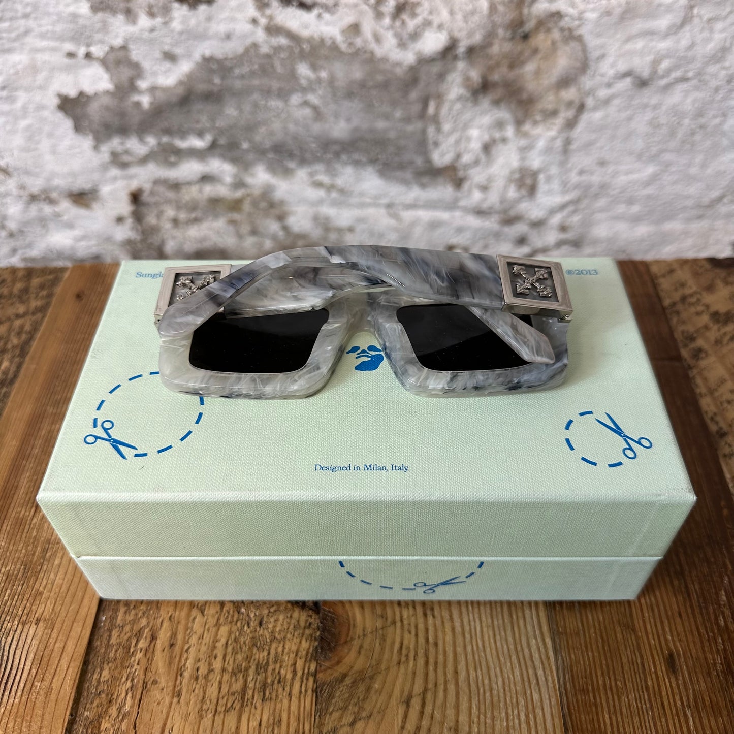 Off White Marble Tropez Sunglasses W/ Box