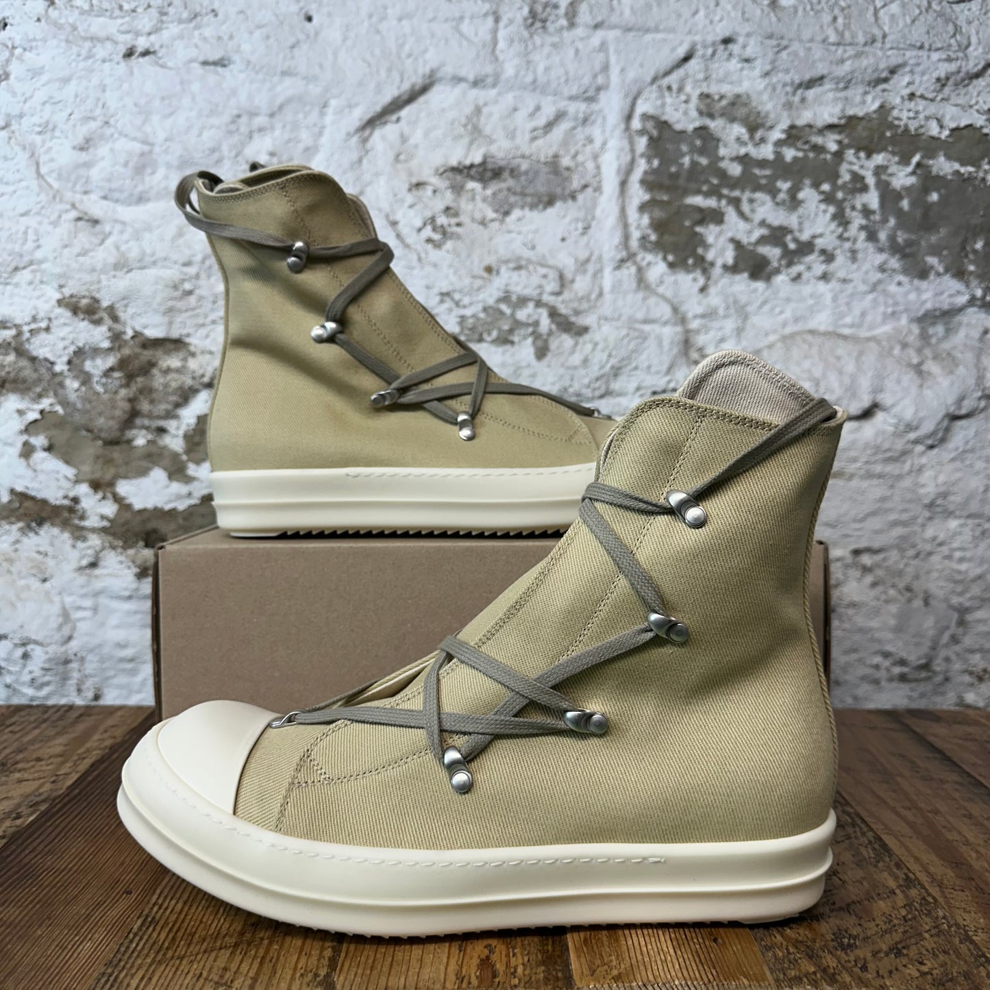 Rick Owens High DRKSHDW Hexa Parchment Milk Sneaker DS