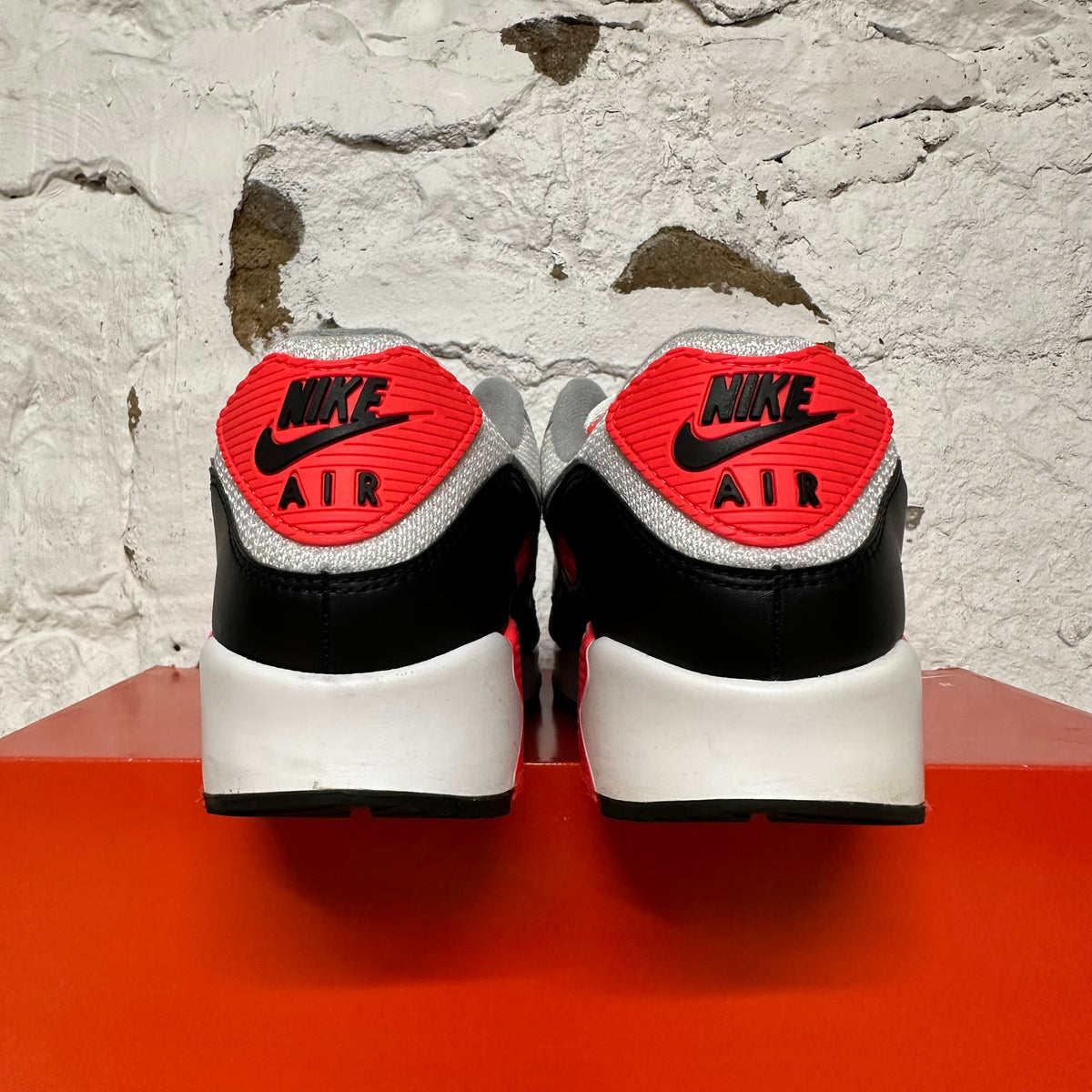 Nike Air Max 90 Infrared (2020) Sz 9.5