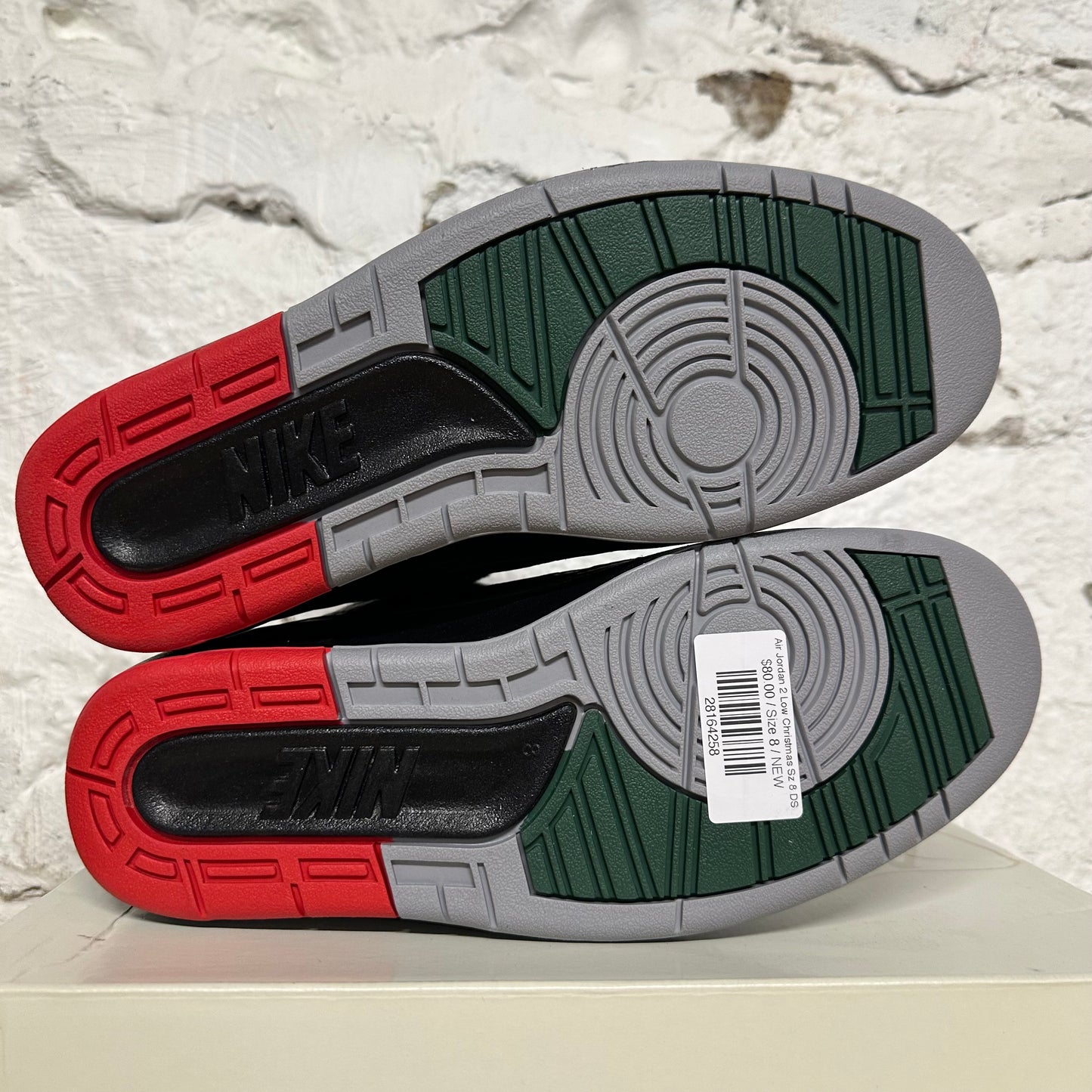 Air Jordan 2 Low Christmas Sz 8 DS