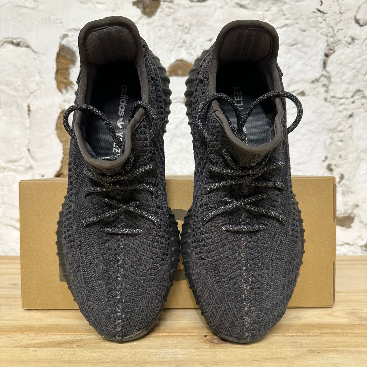Yeezy 350 V2 Black (Non-Reflective) Sz 9