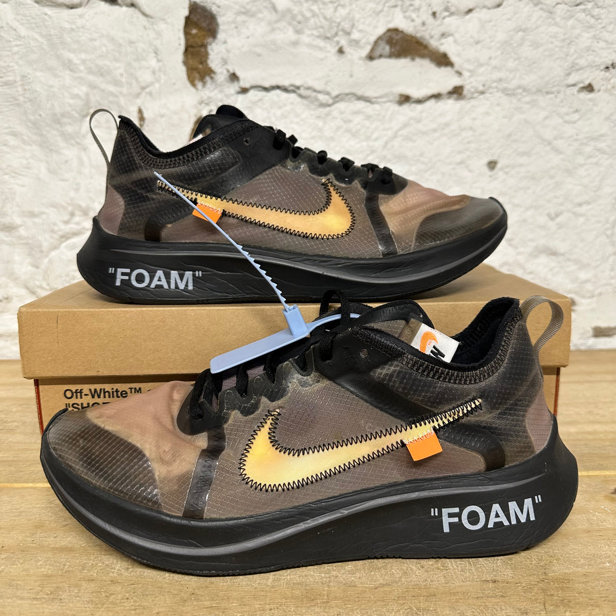 Nike Zoom Fly Off-White Black Silver Sz 10.5