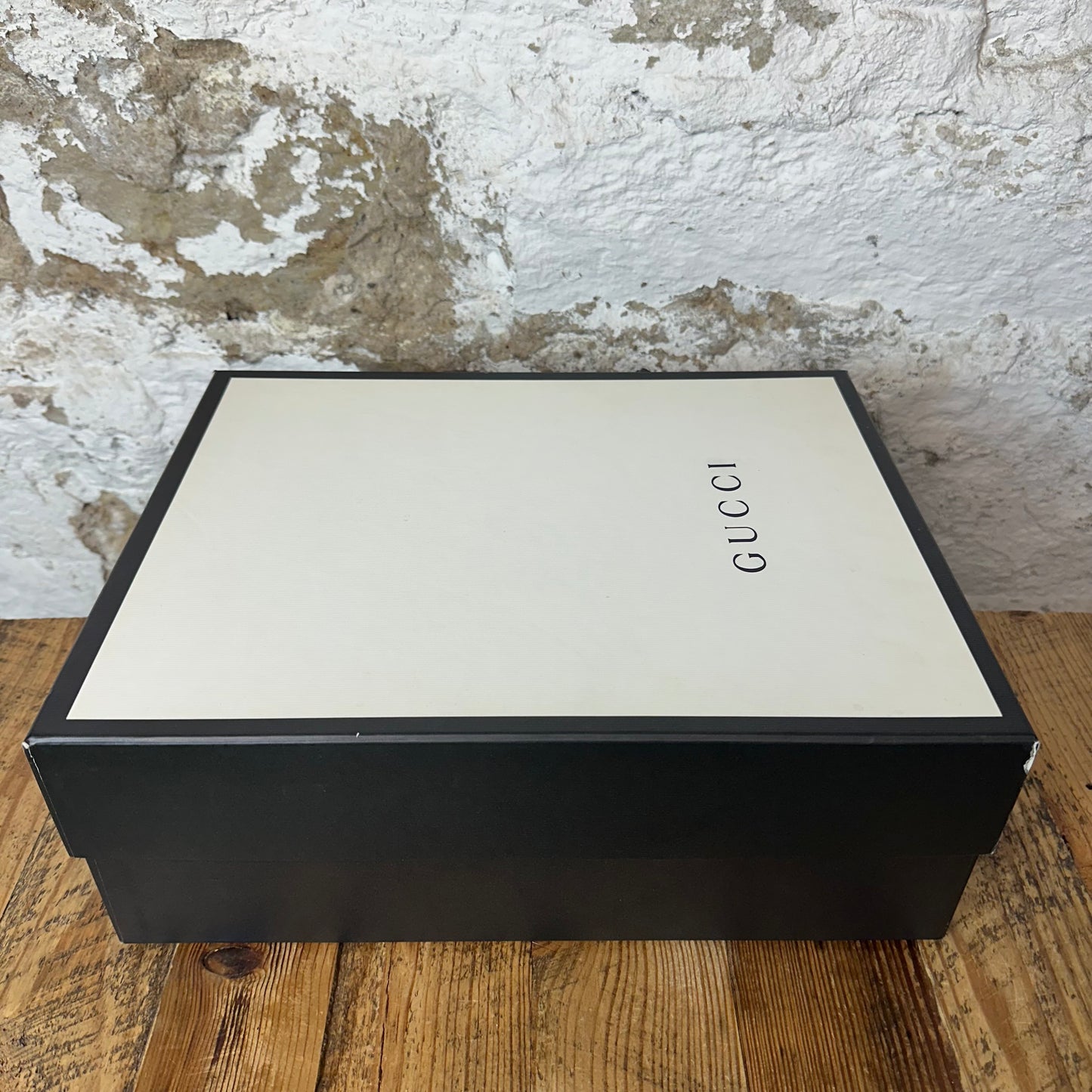 Gucci Rhyton Red Logo Cream Sneaker Sz 9