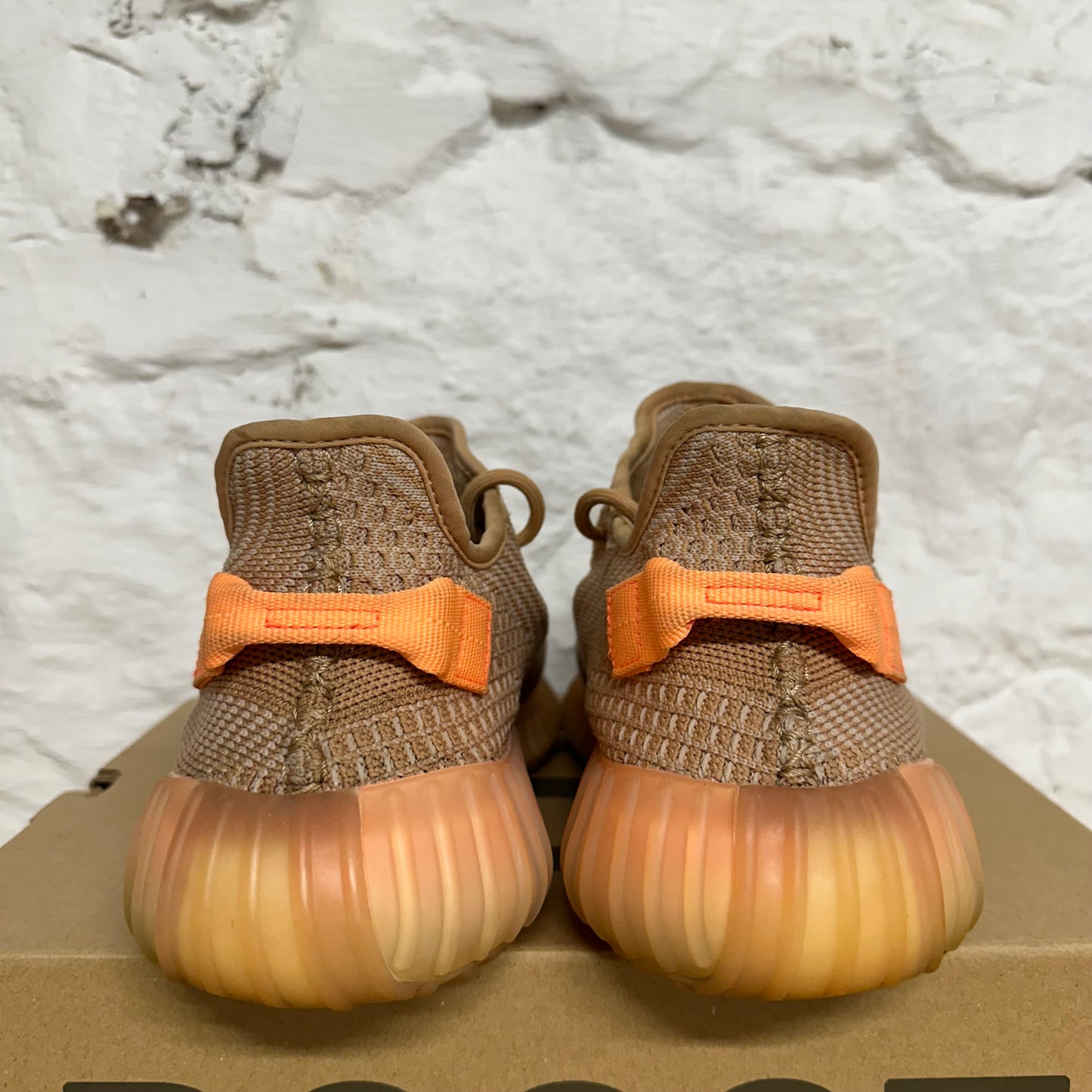 Yeezy 350 V2 Clay Sz 10.5