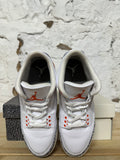 Air Jordan 3 Georgia Peach Sz 7 (8.5W)