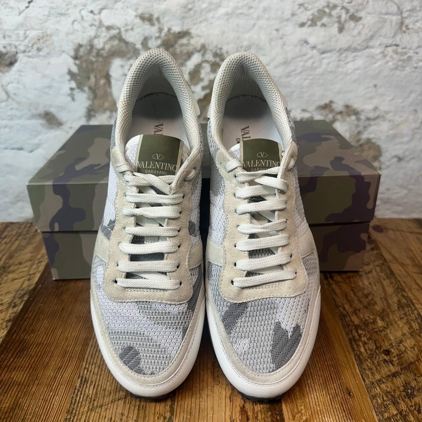 Valentino Gray Camo Tan White Sneaker Sz 7 (40)
