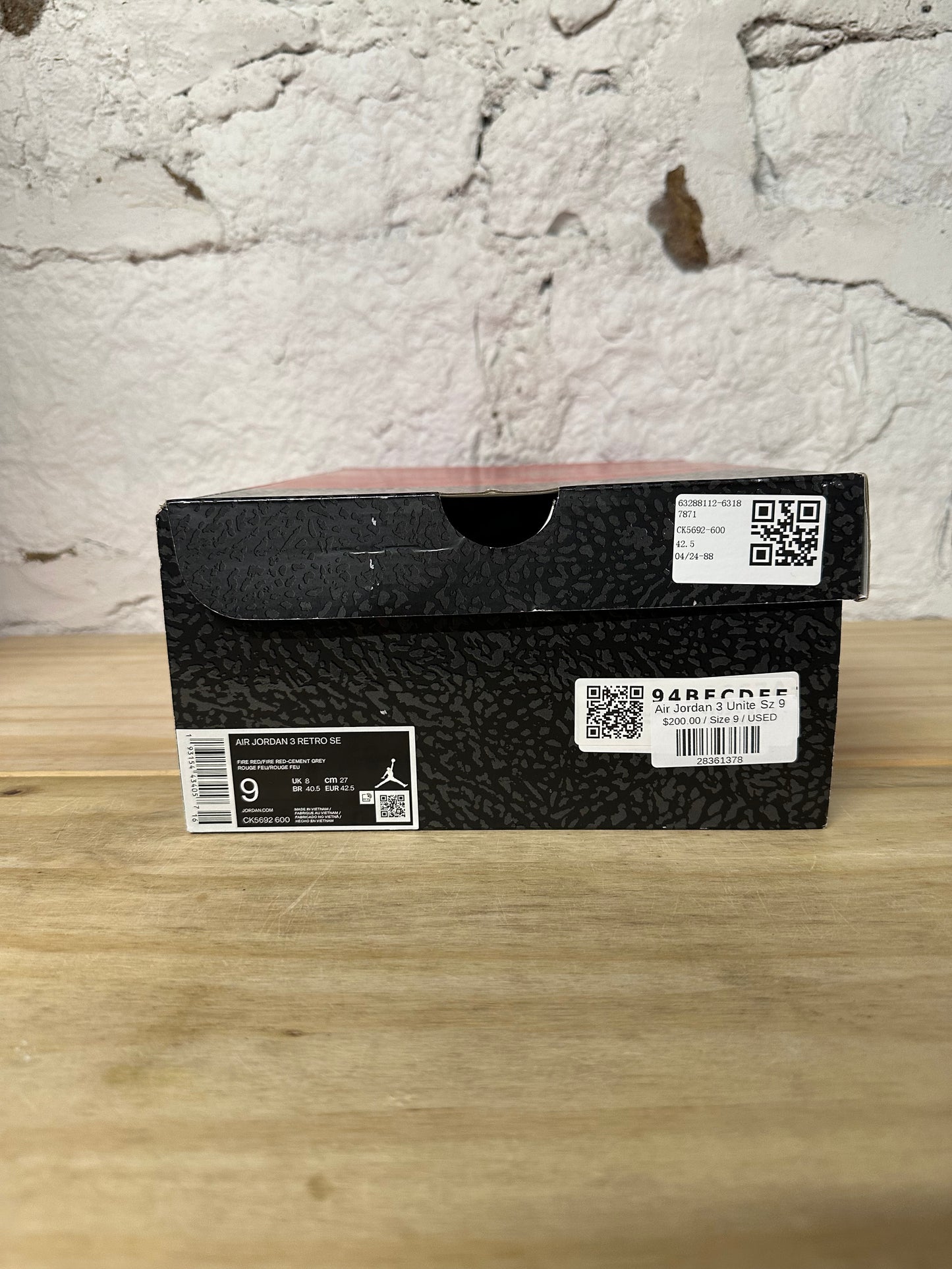 Air Jordan 3 Unite Sz 9