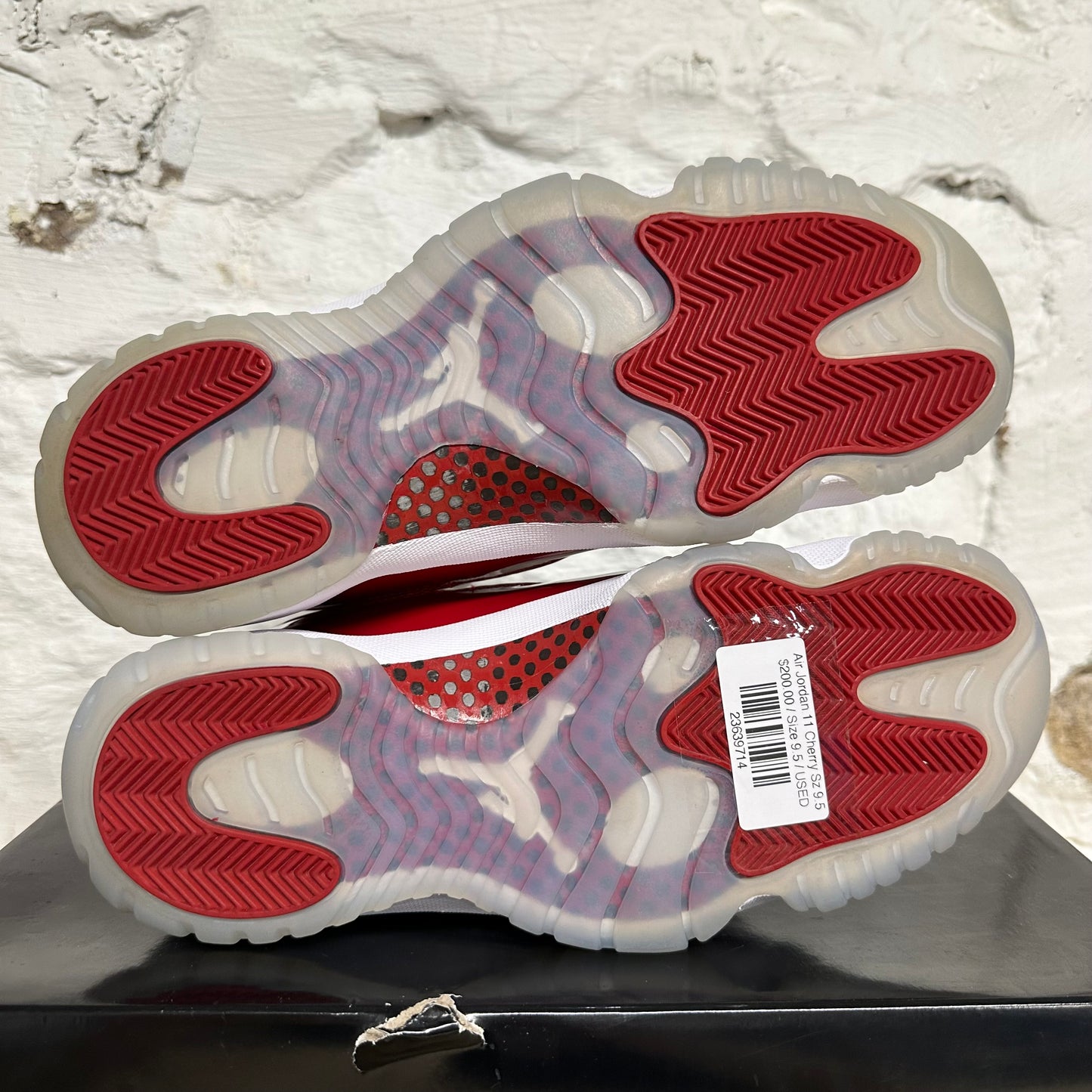 Air Jordan 11 High Cherry Sz 9.5