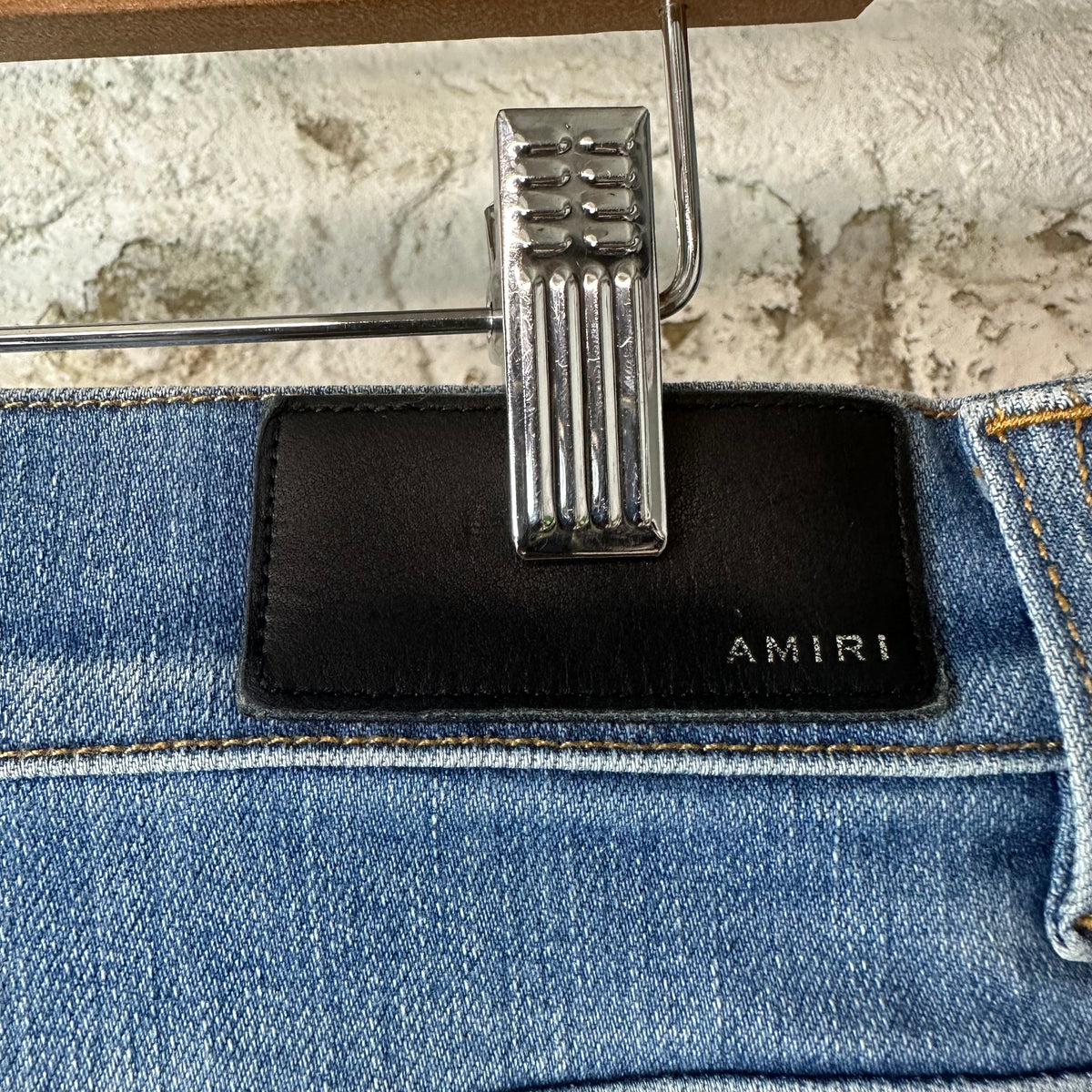 Amiri MX1 Aloha Patch Blue Denim Jeans Sz 32