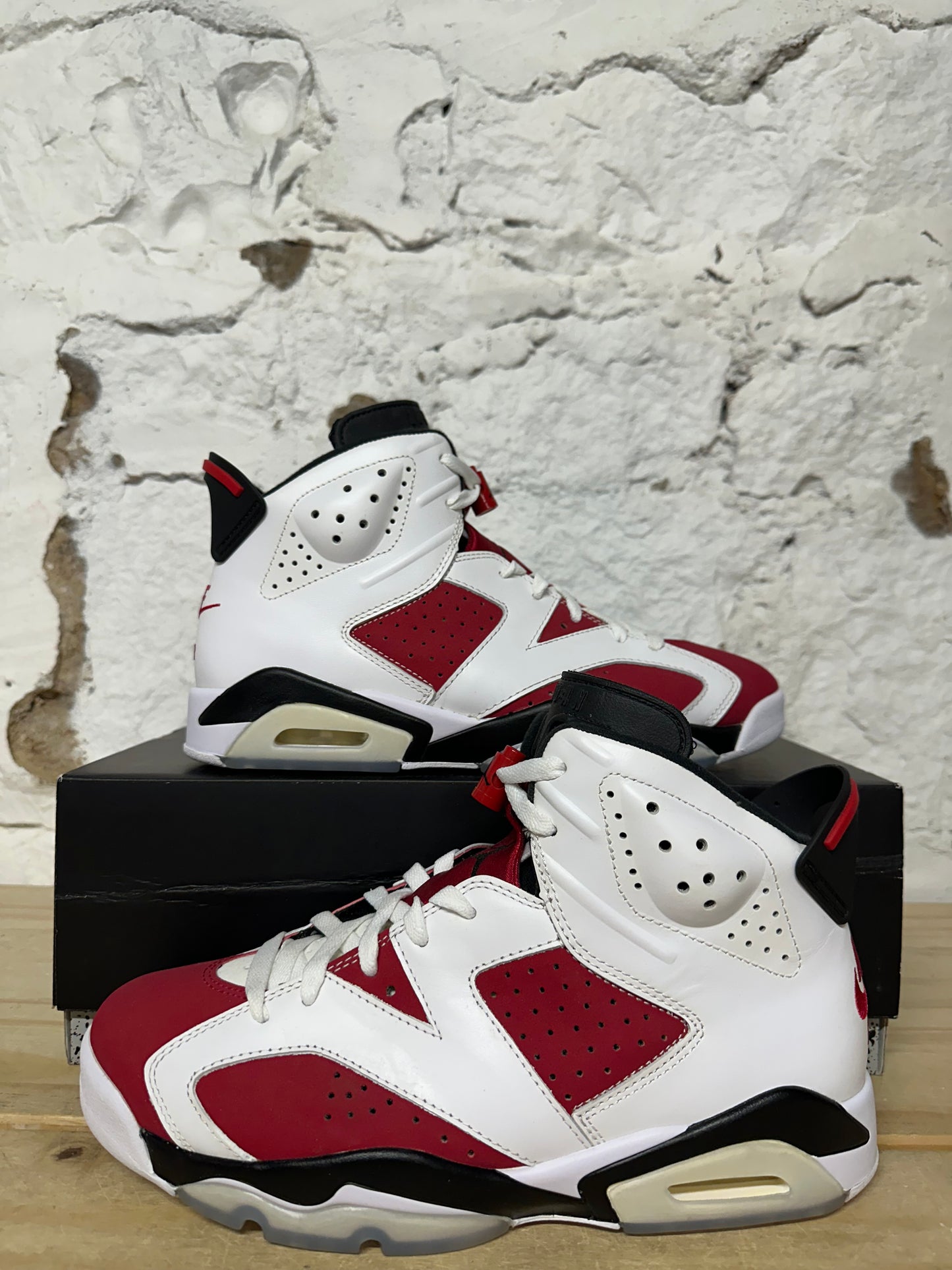 Air Jordan 6 Carmine Sz 8.5