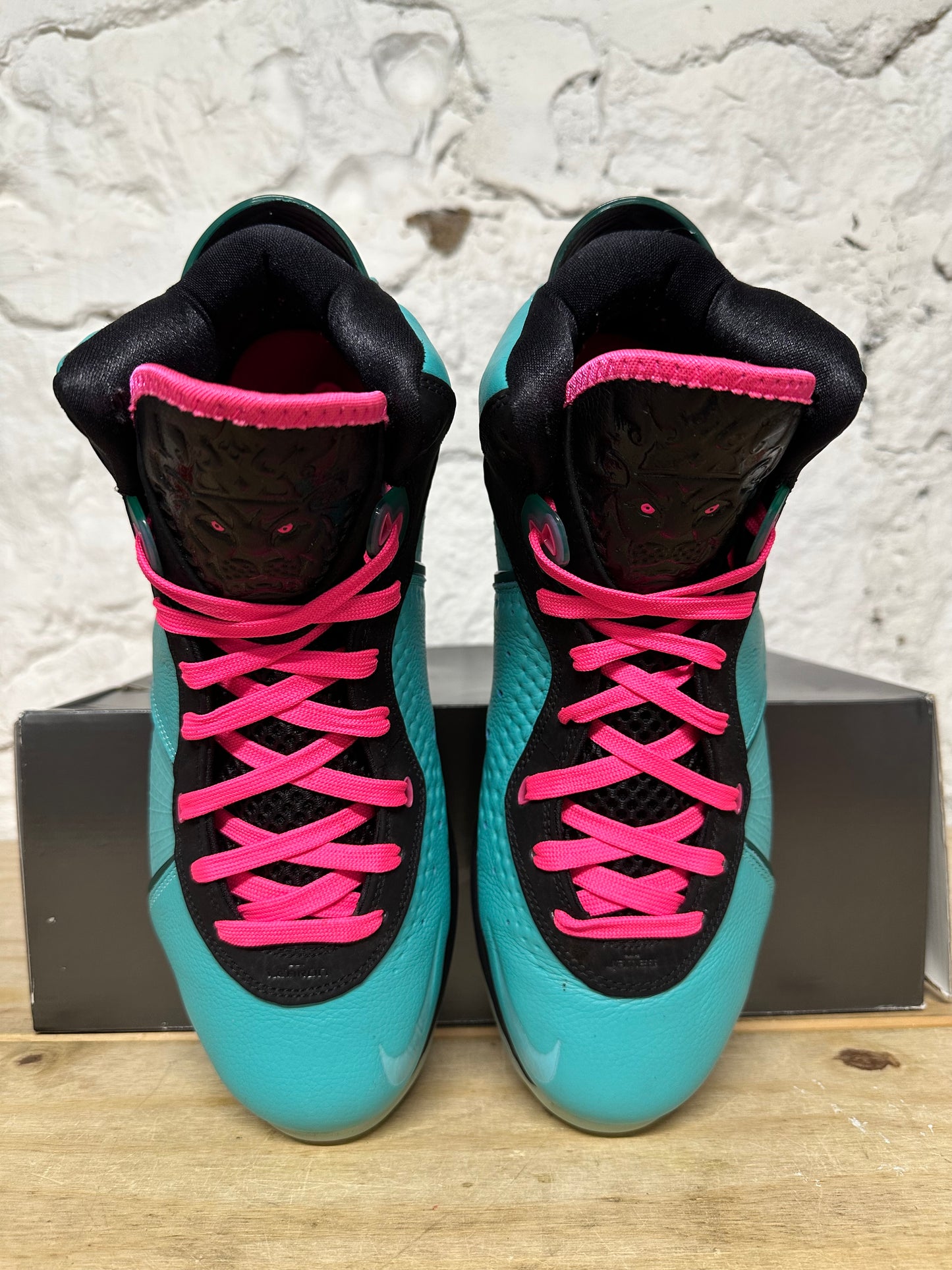 Nike Lebron 8 South Beach Sz 11.5