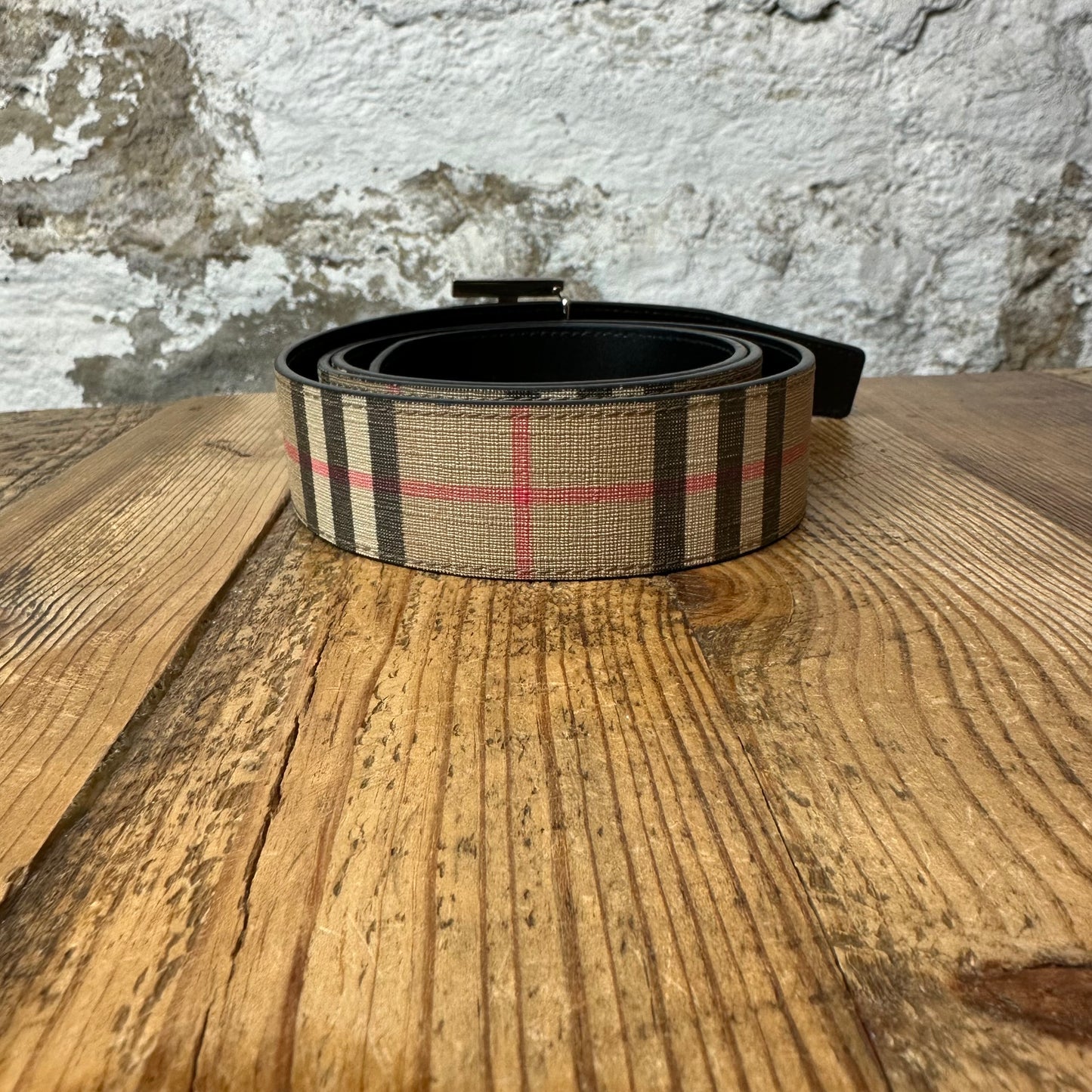 Burberry Tan Plaid Black Reversible Belt Sz (95/38)