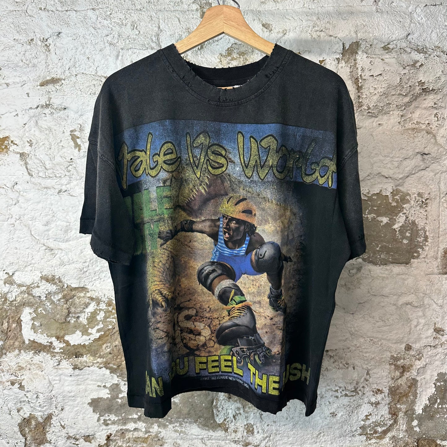 Vale Rush Black T-Shirt DS