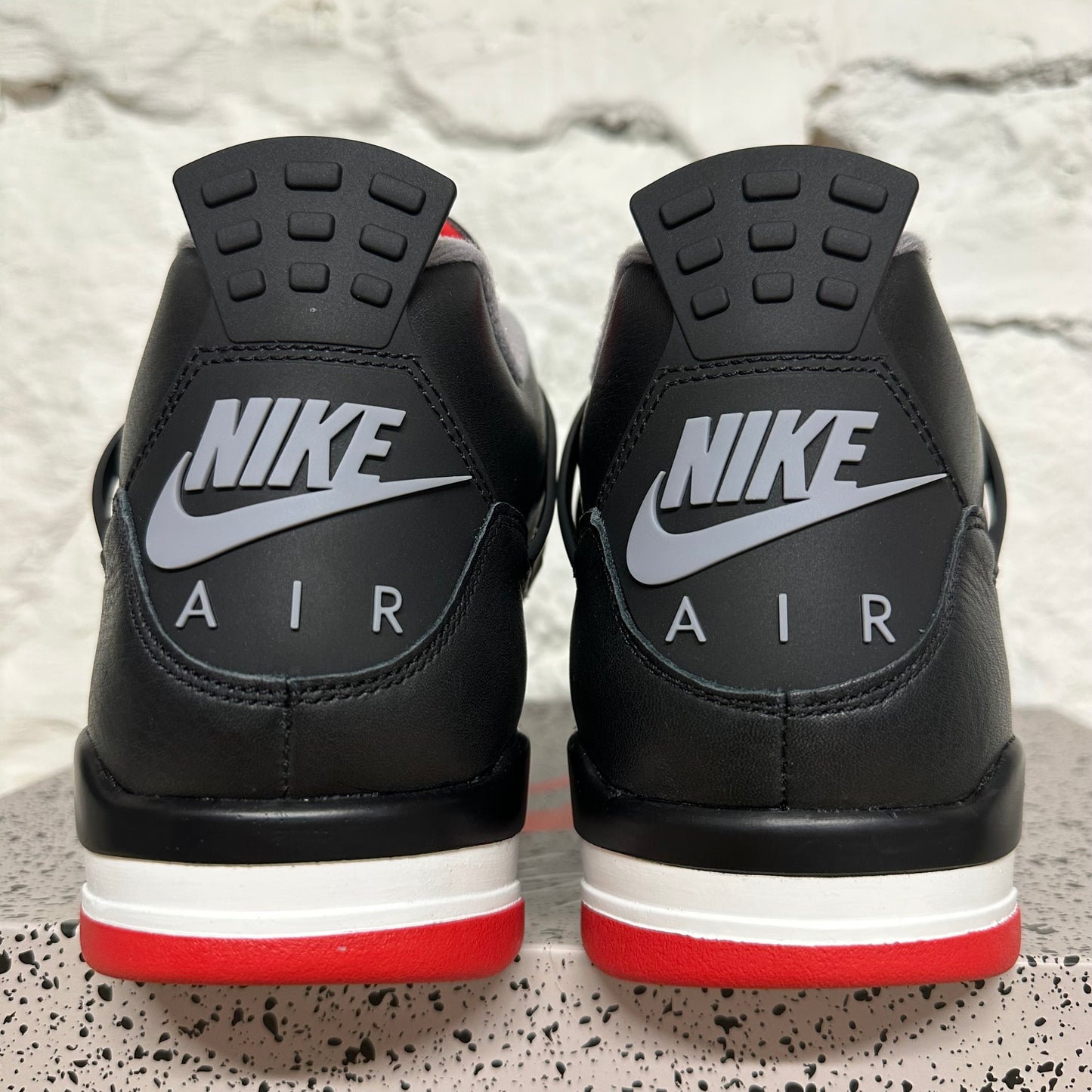 Air Jordan 4 Bred Reimagined Sz 10.5 DS