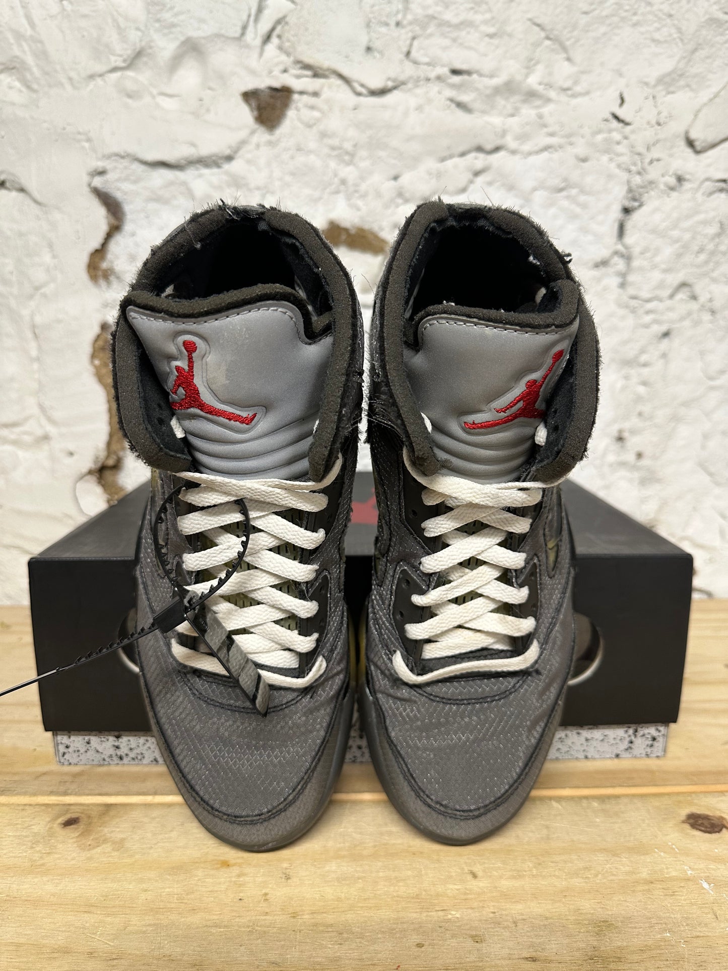 Air Jordan 5 Off White Muslin Sz 11