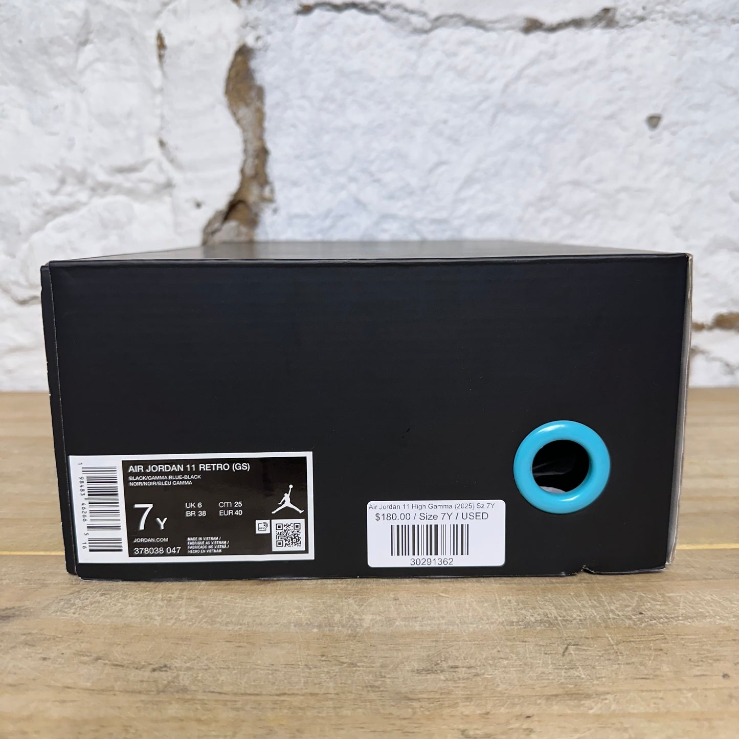 Air Jordan 11 High Gamma Blue (2025) Sz 7Y