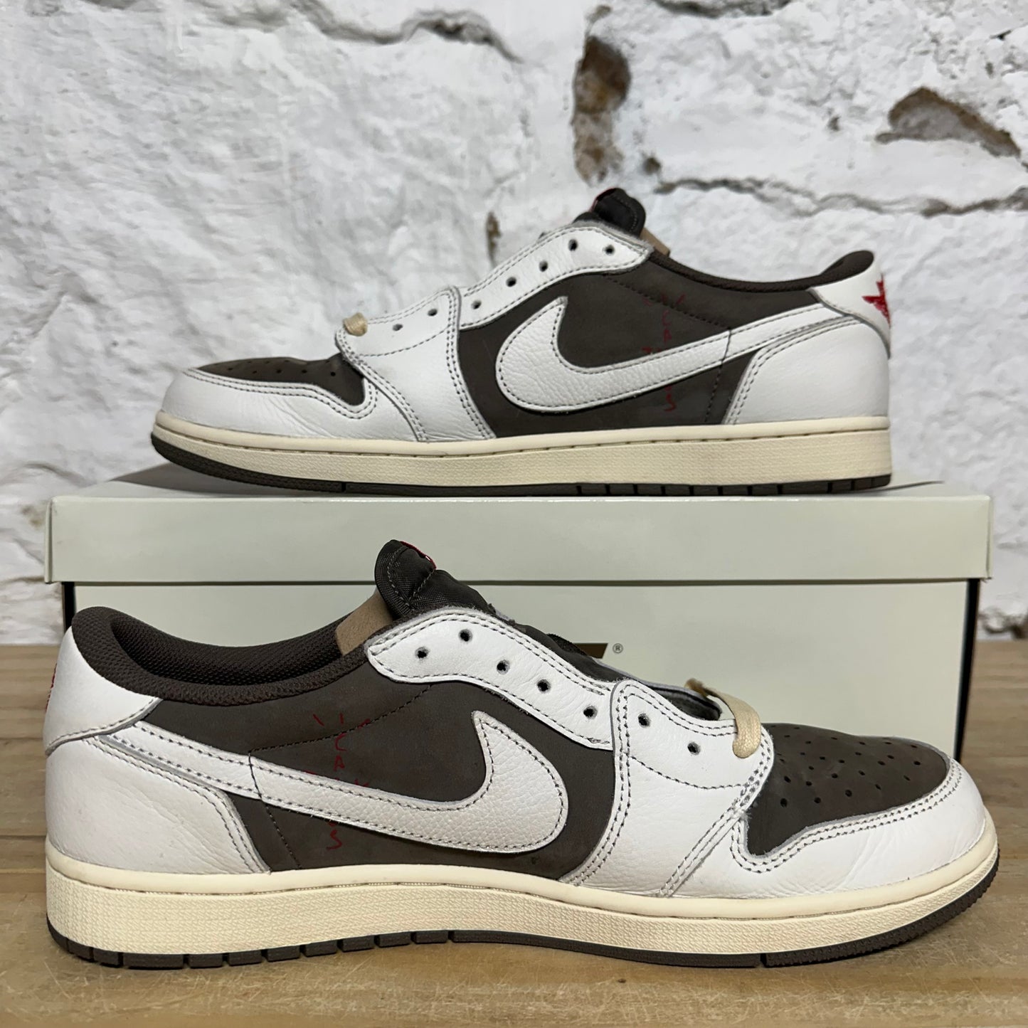 Air Jordan 1 Low Travis Scott Reverse Mocha Sz 11.5