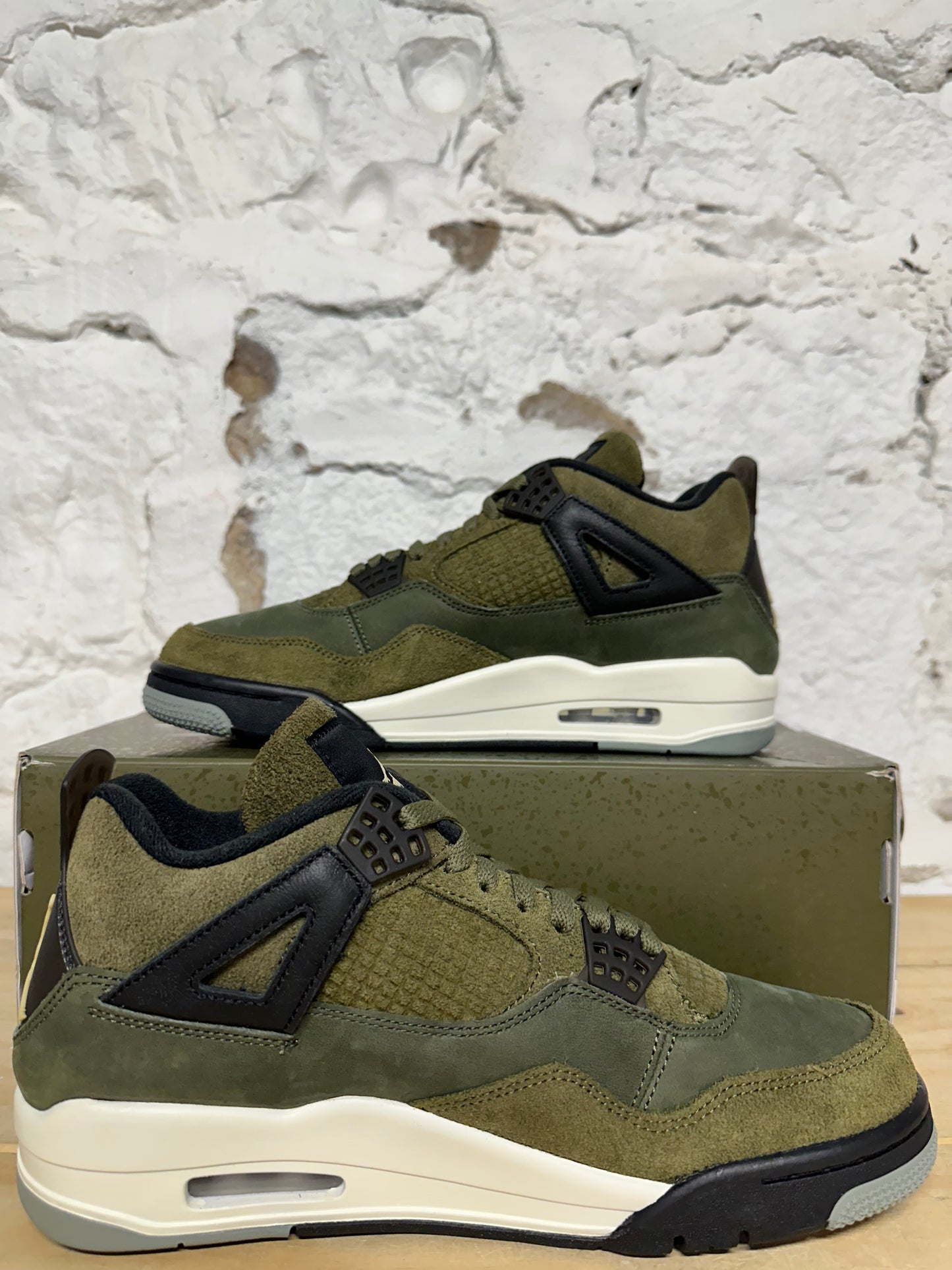 Air Jordan 4 Craft Olive Sz 9.5 DS