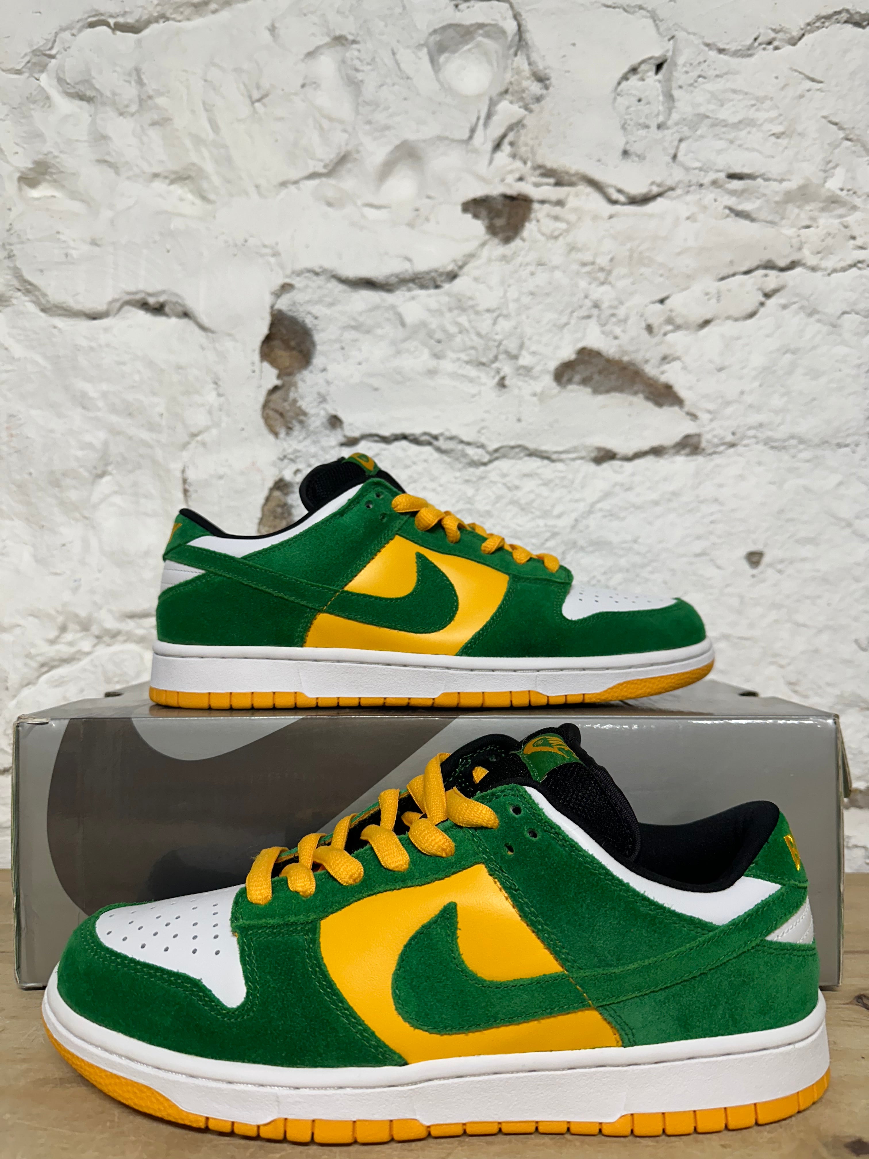 Nike SB Dunk Low Bucks Sz 9 DS