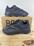 Yeezy 700 Utility Black Sz 6.5