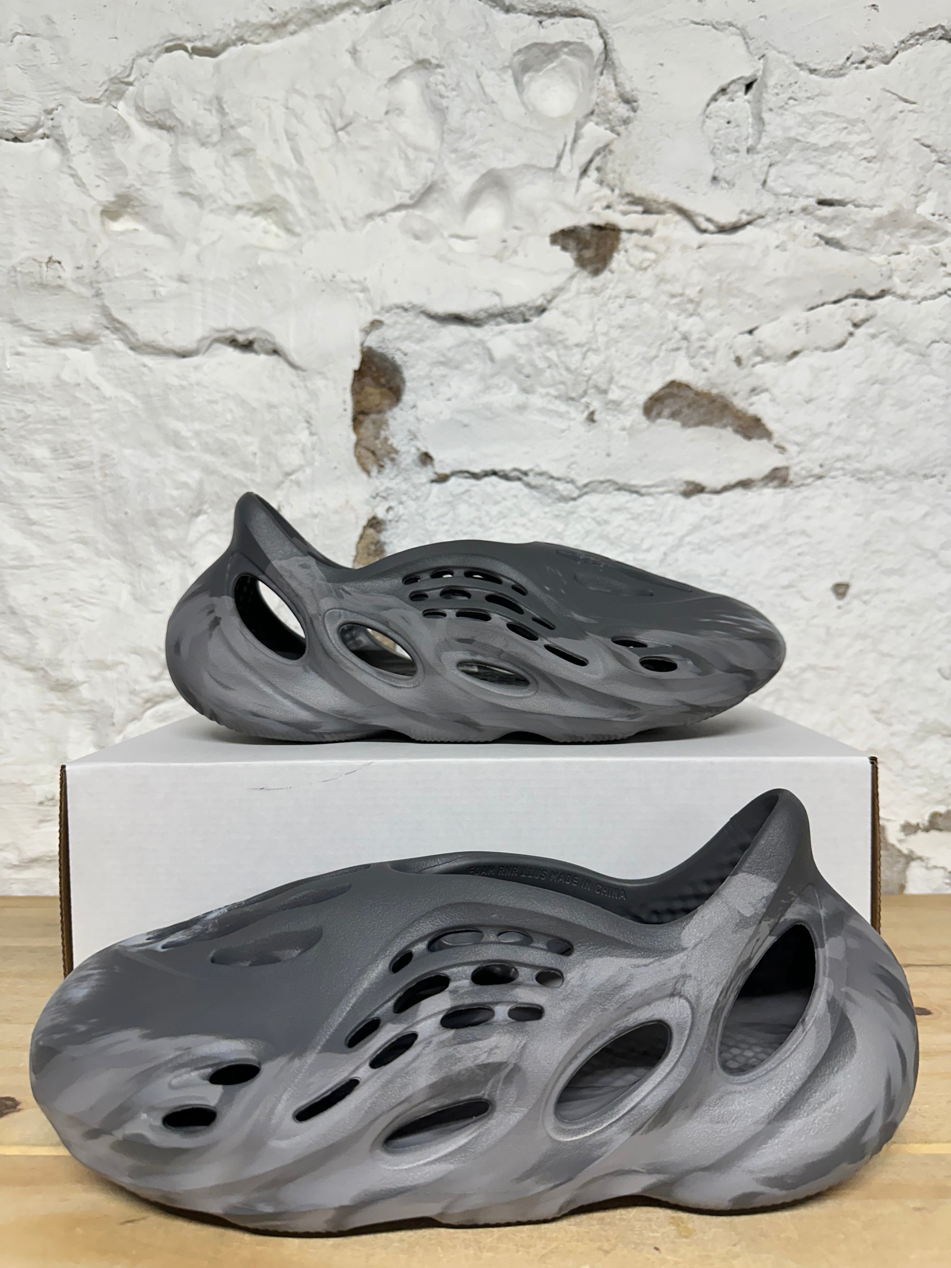 Yeezy Foam Runner MX Granite Sz 11