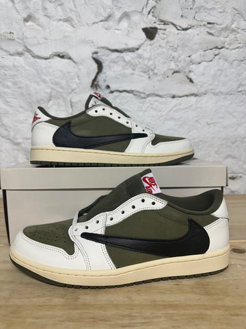 Air Jordan 1 Low Travis Scott Medium Olive Sz 9.5 DS