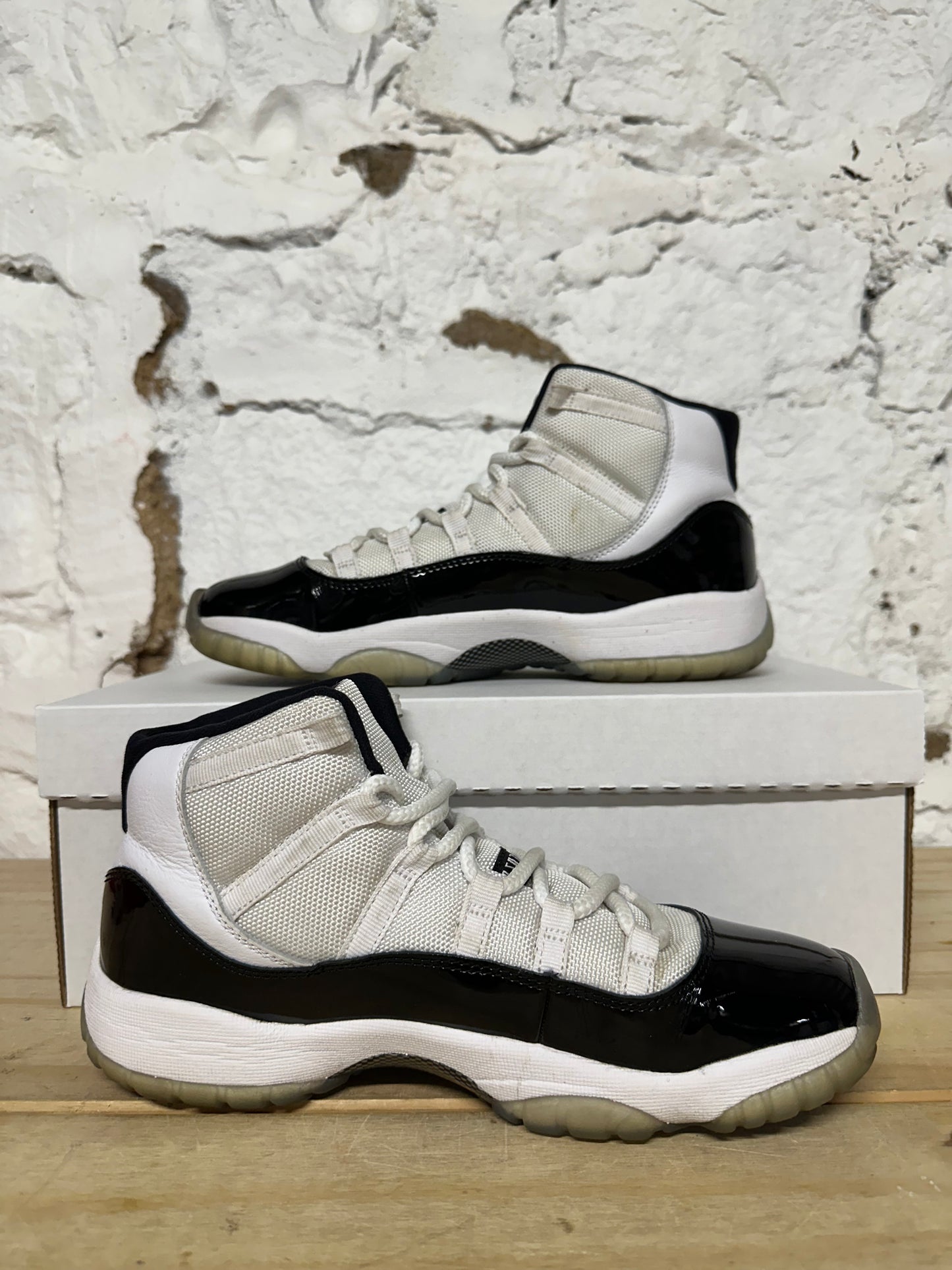 Air Jordan 11 Concord Sz 7Y