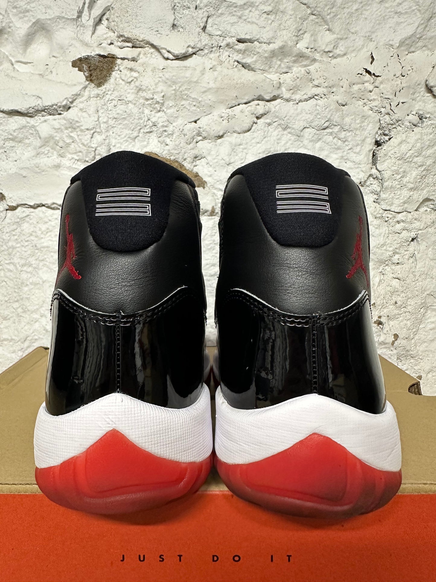 Air Jordan 11 Bred (2019) Sz 12