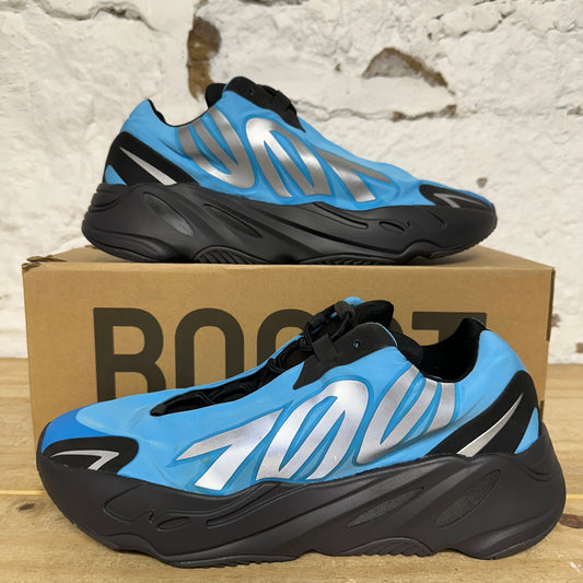 Yeezy 700 MNVN Bright Cyan Sz 12