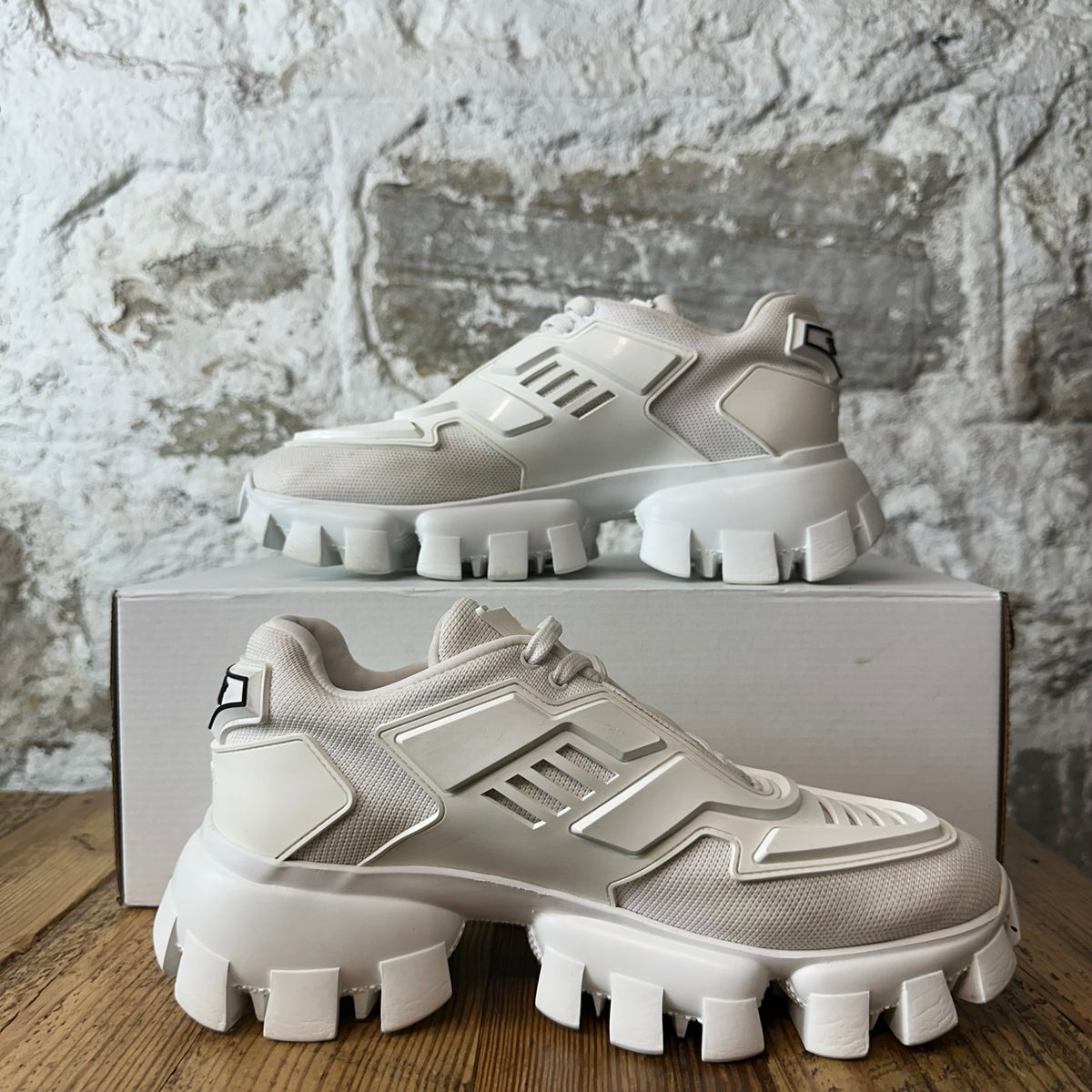 Prada Cloudbust Thunder Triple White Sneaker Sz 6 (38)