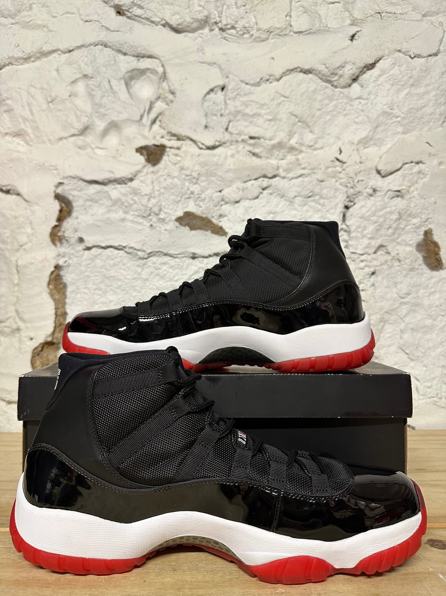 Air Jordan 11 Bred (2012) Sz 13 DS