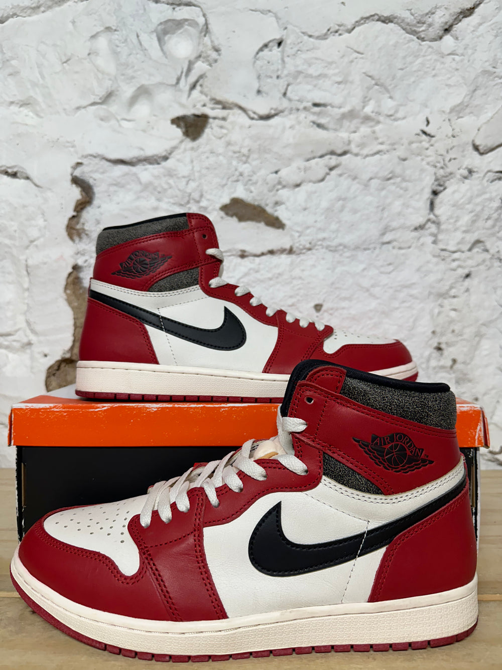 Air Jordan 1 Lost And Found Sz 11